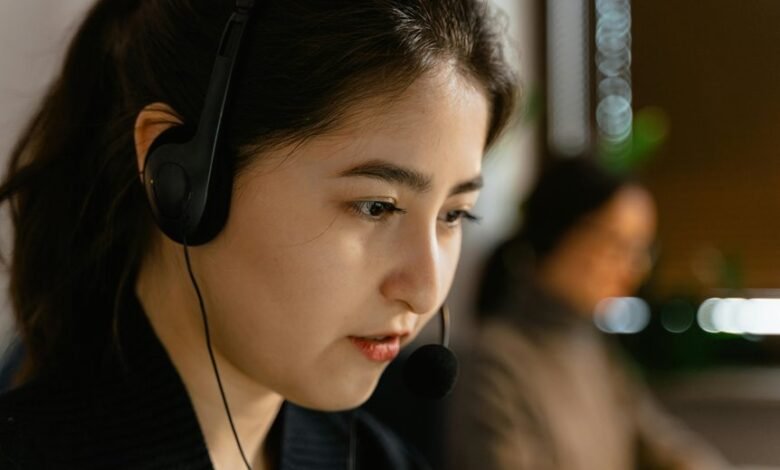 corporate tech support hotline